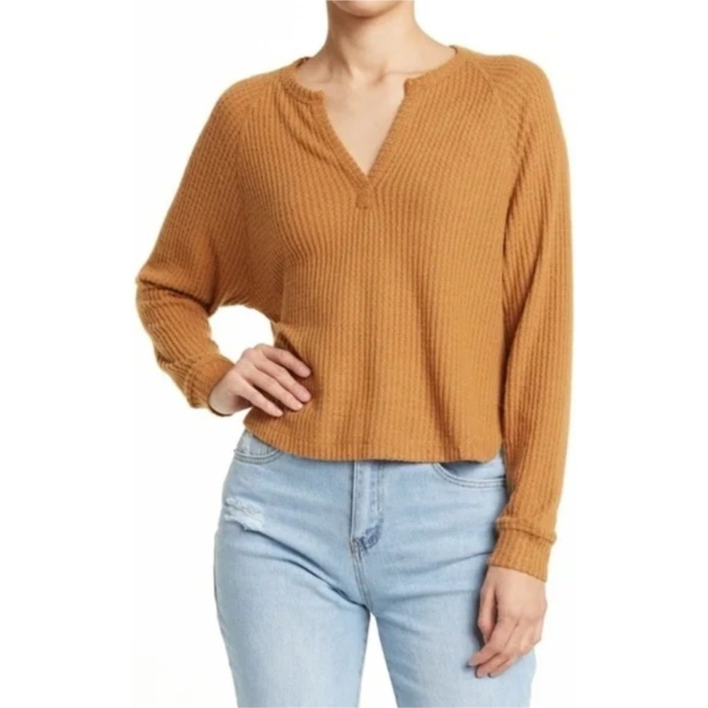 Abound Women's Long Sleeve V Neckā Waffle Knit Top Cropped Brown Medium NWT